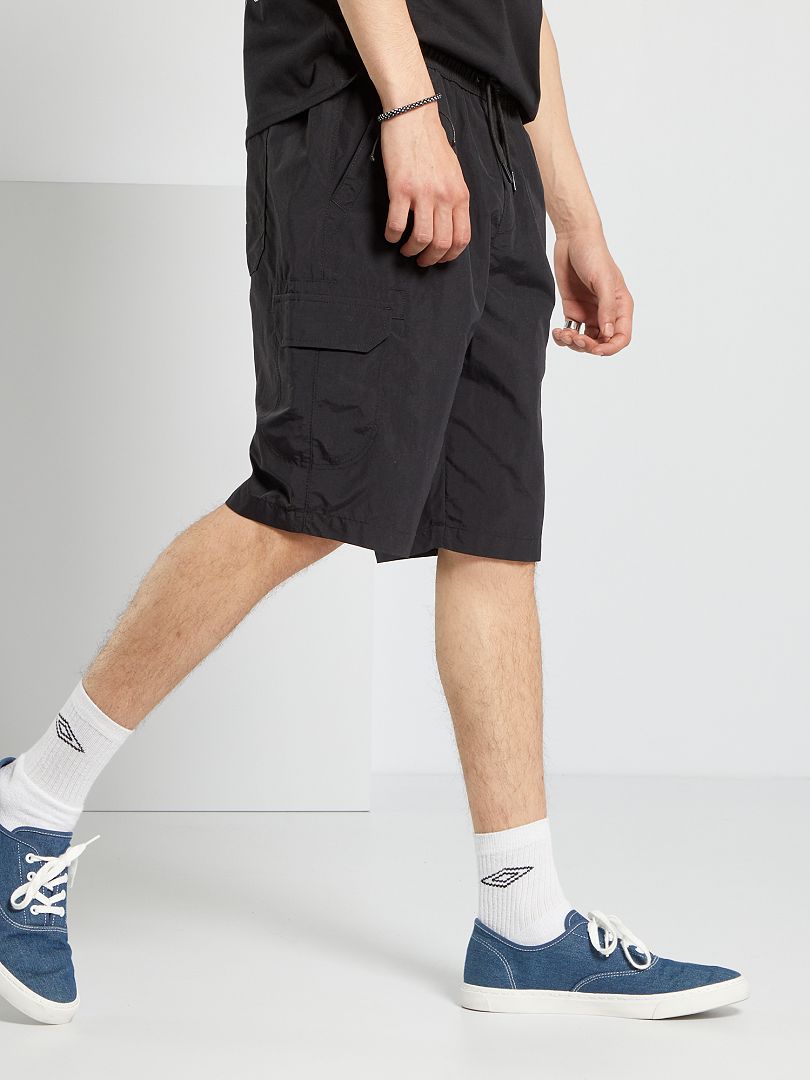 Bermudas Con Bolsillos Cargo Negro Kiabi