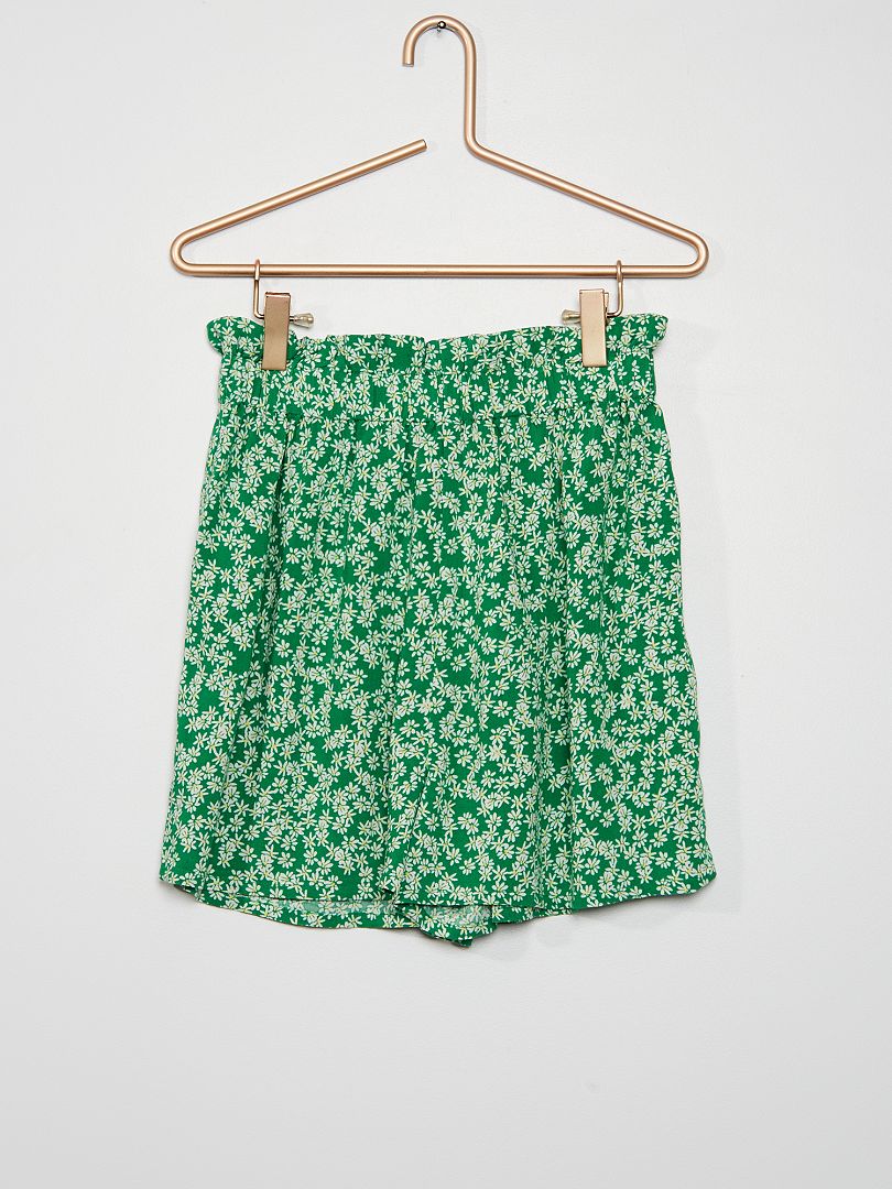 Short De Viscosa Con Estampado Floral Verde Kiabi