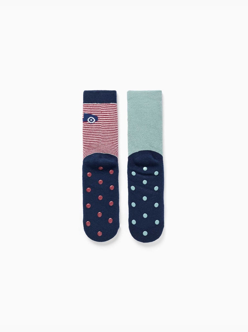 2 calcetines antideslizantes con forro de rizo y motivo de coches Multicolor - Kiabi