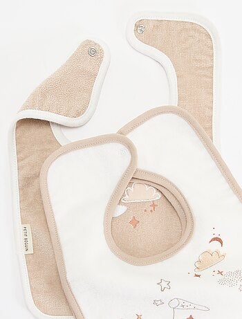 3 baberos estampados