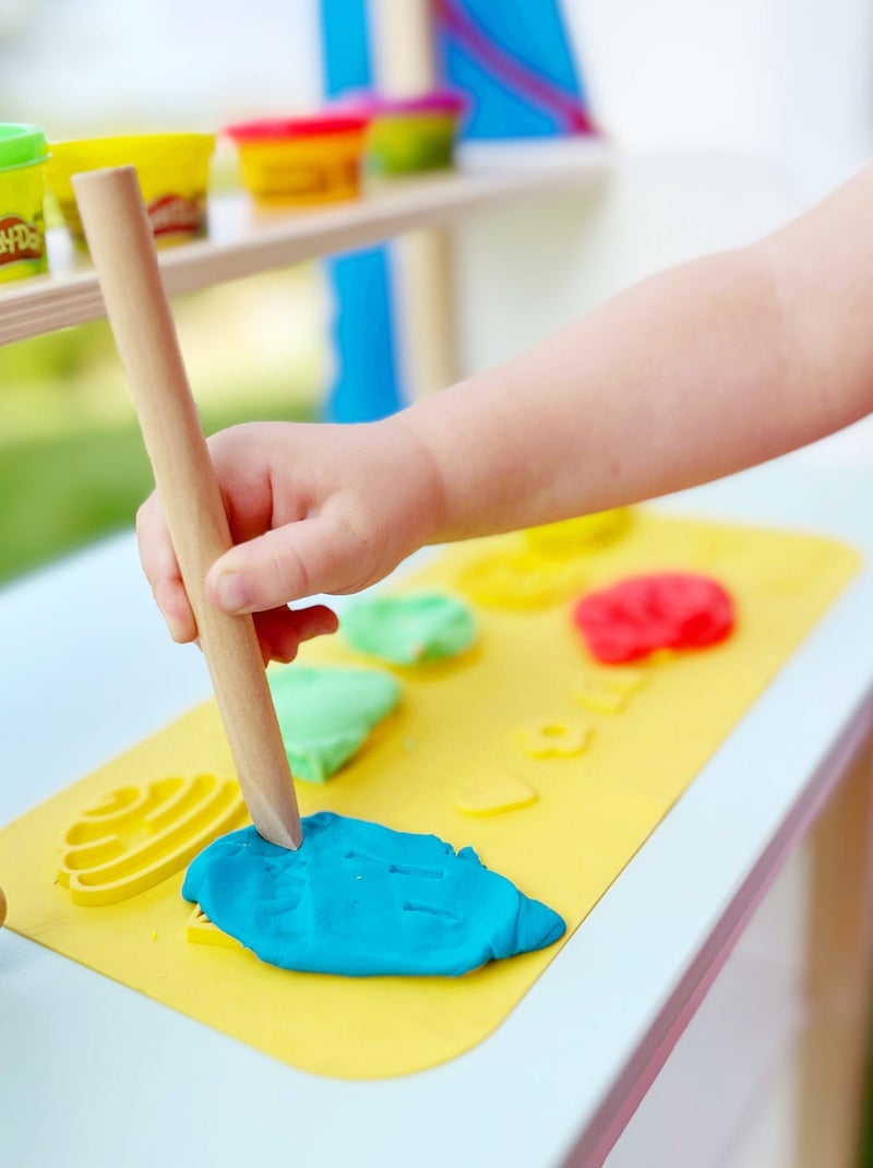 6 botes de plastilina + delantal impermeable y accesorios 'roba x Play-Doh' N/D - Kiabi