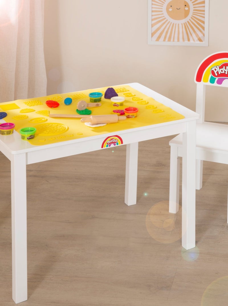 6 botes de plastilina + mesa y silla + alfombra y accesorios 'roba x Play-Doh' N/D - Kiabi