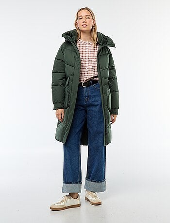 Abrigo acolchado largo cálido e impermeable con capucha