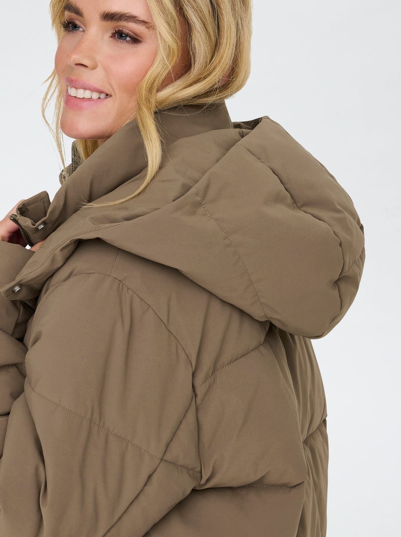 Abrigo acolchado largo con capucha 'JDY' Beige - Kiabi