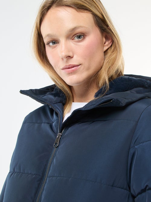 Abrigo acolchado midi con capucha - Kiabi