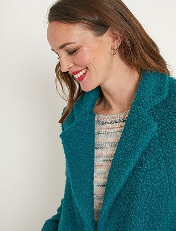 Abrigo bouclette abotonado de largo medio