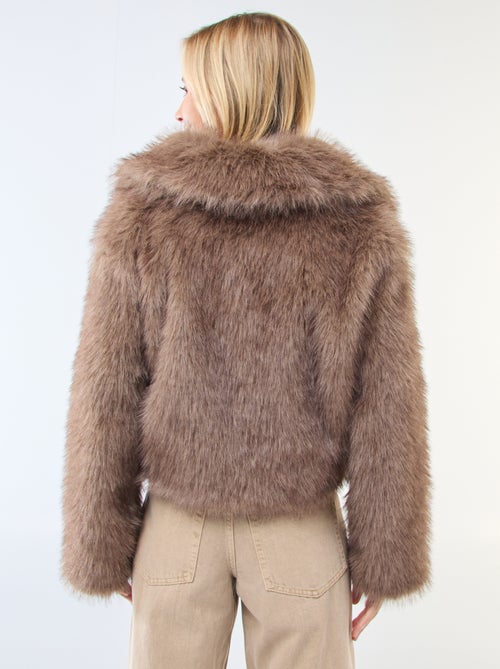 Abrigo efecto pelo - Kiabi