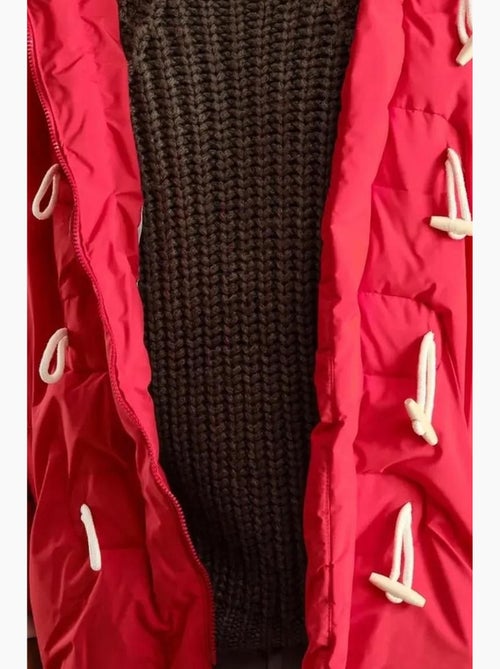 Abrigo largo acolchado con capucha y bolsillos giesto - Kiabi Abrigo largo acolchado con capucha y bolsillos giesto - Kiabi