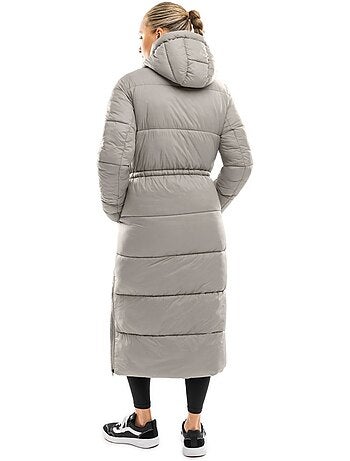 Abrigo largo acolchado mujer lifestyle mujer hemisphere