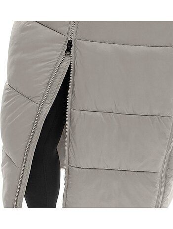 Abrigo largo acolchado mujer lifestyle mujer hemisphere