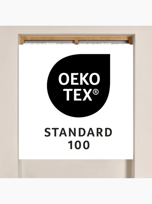 Acristalamiento 100 % opaco y térmico con tiradores integrados - Kiabi