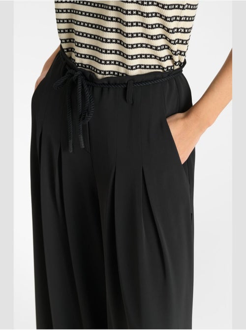 Adela pantalones anchos y sueltos - Kiabi Adela pantalones anchos y sueltos - Kiabi