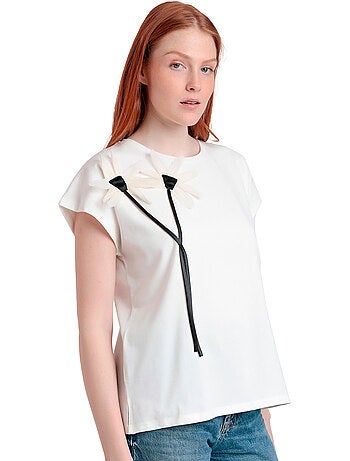 ADMAS Camiseta Manga Corta Flor Aplicada para Mujer