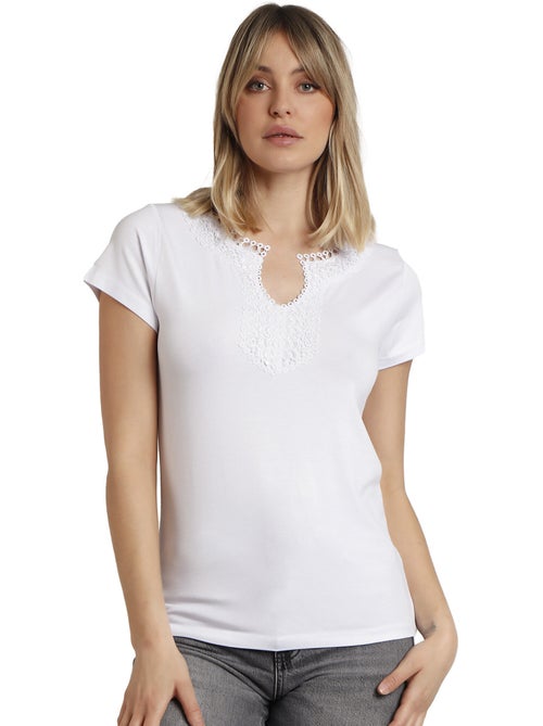 ADMAS Camiseta Manga Corta Guipur para Mujer - Kiabi ADMAS Camiseta Manga Corta Guipur para Mujer - Kiabi