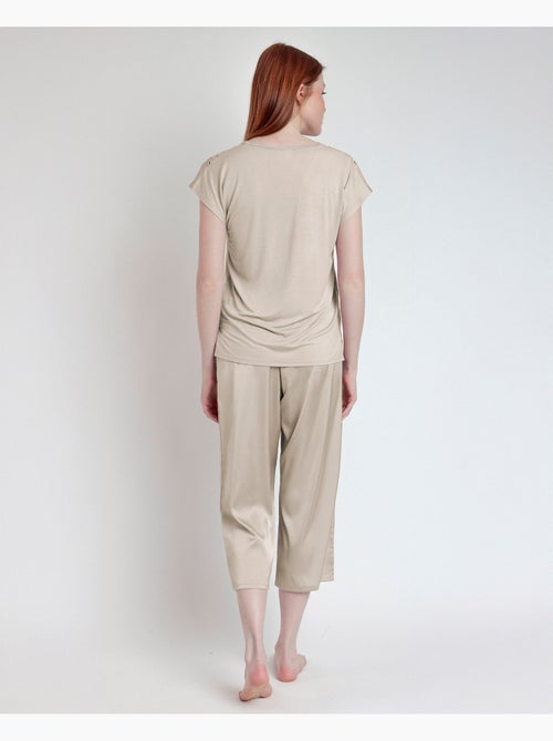 ADMAS CLASSIC Pijama Manga Caída Satin And Guipur para Mujer - Kiabi ADMAS CLASSIC Pijama Manga Caída Satin And Guipur para Mujer - Kiabi
