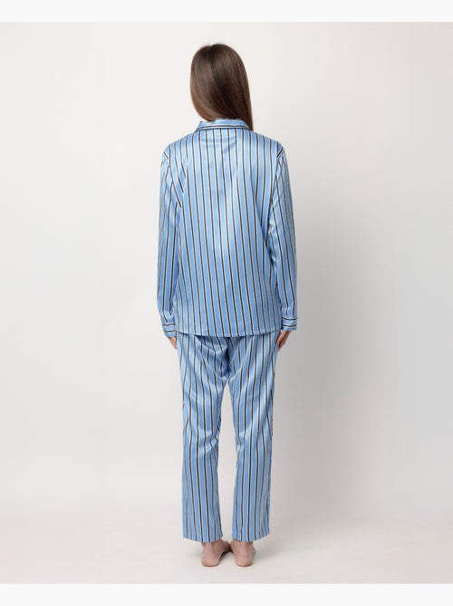 ADMAS CLASSIC Pijama Manga Larga Abierto Satinado Adm Secret para Mujer - Kiabi ADMAS CLASSIC Pijama Manga Larga Abierto Satinado Adm Secret para Mujer - Kiabi