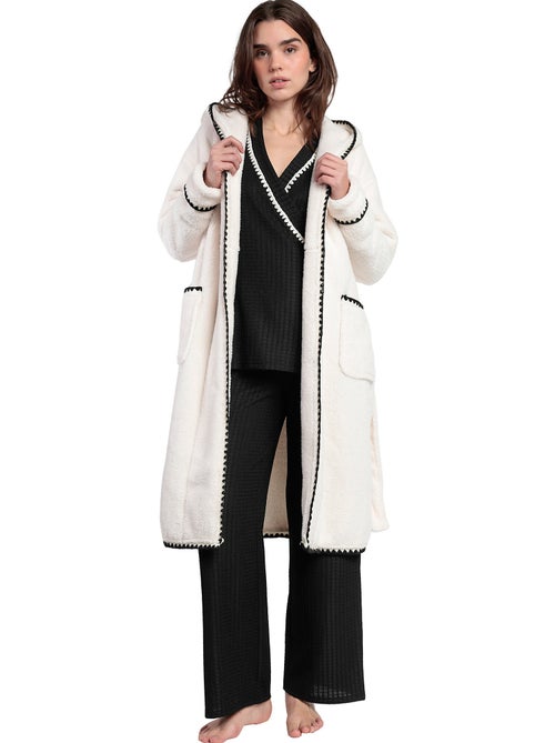 ADMAS LUXURY Bata Manga Larga Calentita Stitching para Mujer - Kiabi ADMAS LUXURY Bata Manga Larga Calentita Stitching para Mujer - Kiabi