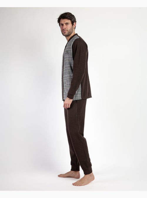 ADMAS MAGNIFIC Pijama Manga Larga Abierto Americano para Hombre - Kiabi ADMAS MAGNIFIC Pijama Manga Larga Abierto Americano para Hombre - Kiabi