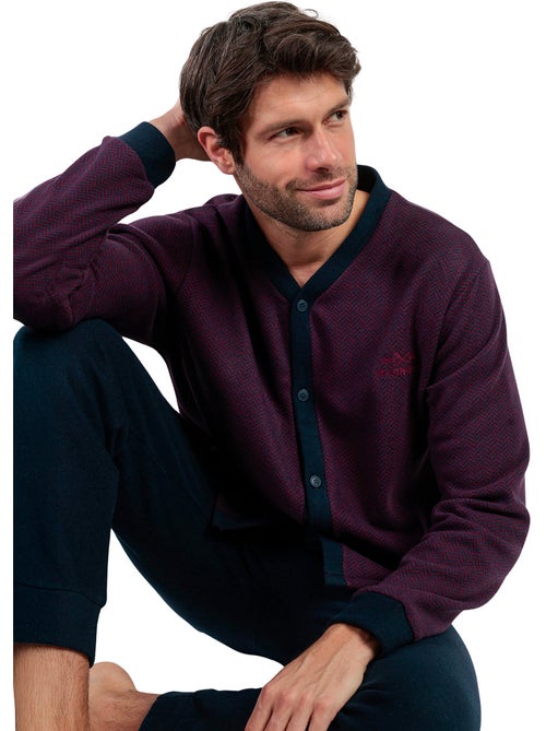 ADMAS MAGNIFIC Pijama Manga Larga Abierto Tapeta Claret para Hombre - Kiabi ADMAS MAGNIFIC Pijama Manga Larga Abierto Tapeta Claret para Hombre - Kiabi