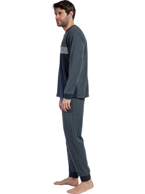 ADMAS MAGNIFIC Pijama Manga Larga Tapeta Grigio para Hombre - Kiabi ADMAS MAGNIFIC Pijama Manga Larga Tapeta Grigio para Hombre - Kiabi
