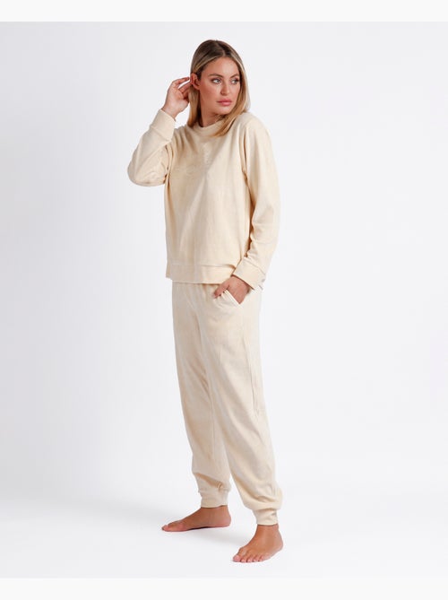 ADMAS Pijama Manga Larga Doble Velvet Soft Home para Mujer - Kiabi ADMAS Pijama Manga Larga Doble Velvet Soft Home para Mujer - Kiabi