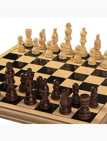Ajedrez de madera cb games