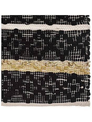 Alfombra étnica en jacquard