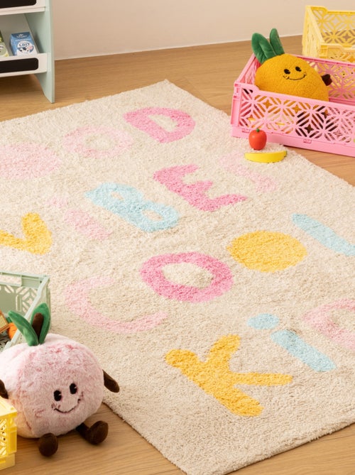 Alfombra infantil con pelo insertado Good Vibes - Kiabi Alfombra infantil con pelo insertado Good Vibes - Kiabi