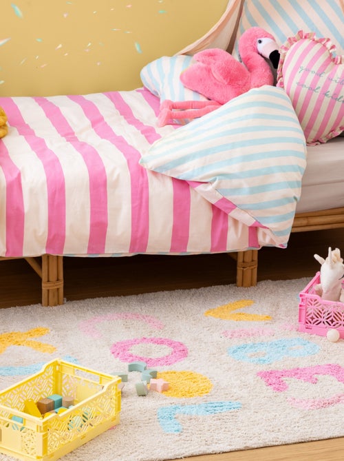 Alfombra infantil con pelo insertado Good Vibes - Kiabi Alfombra infantil con pelo insertado Good Vibes - Kiabi