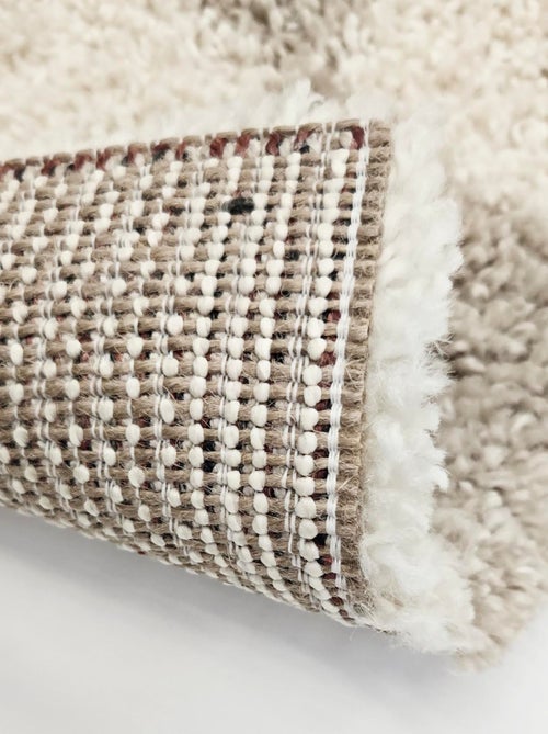 Alfombra rectangular de pelo largo - Kiabi