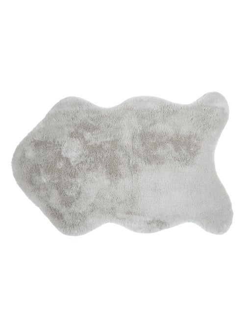 Alfombra suave con forma de piel - Kiabi Alfombra suave con forma de piel - Kiabi