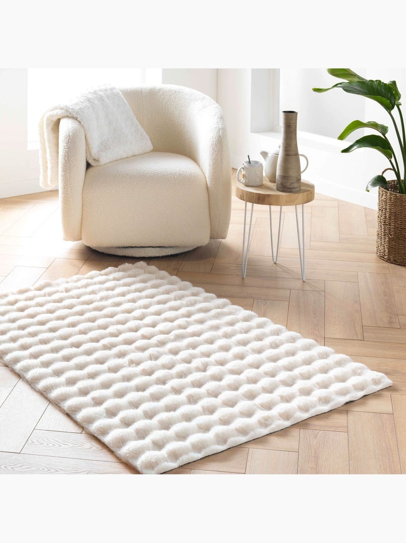 Alfombra suave de imitación piel con relieve mullido Beige claro - Kiabi