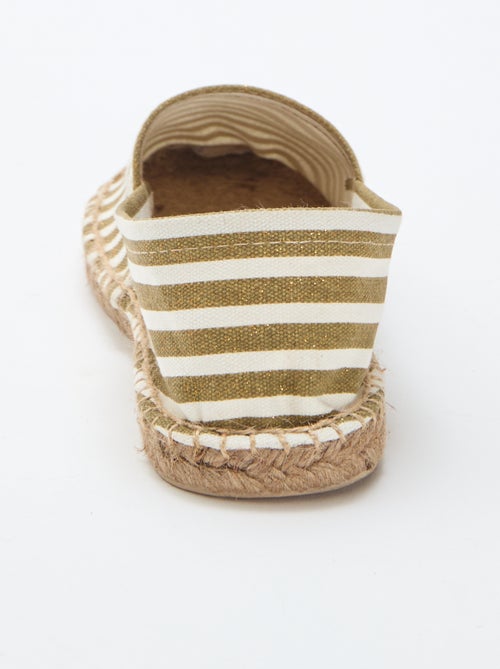 Alpargatas con estampado - Kiabi