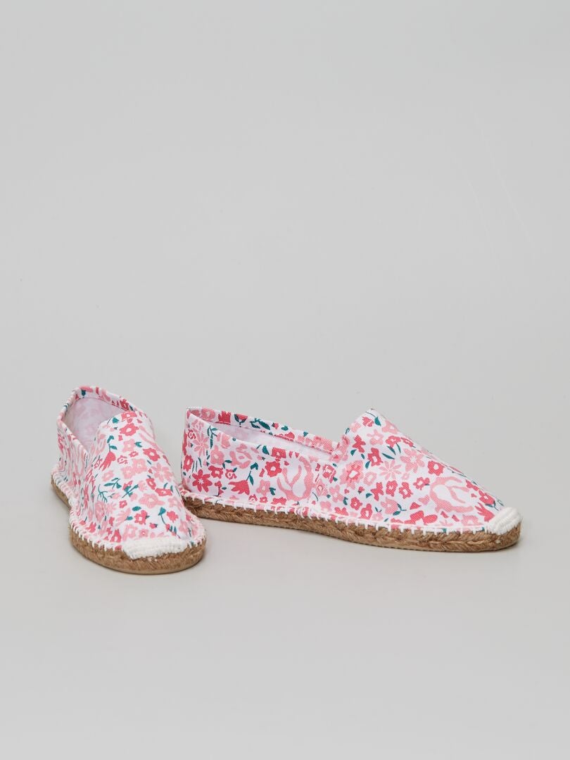 Alpargatas con estampado floral ROSA - Kiabi