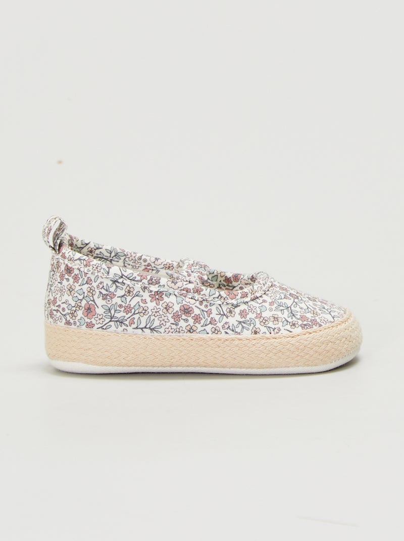 Alpargatas estampado 'flores' BLANCO - Kiabi