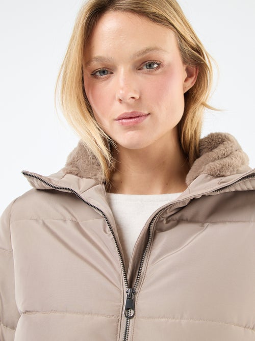 Anorak acolchado midi con capucha - Kiabi