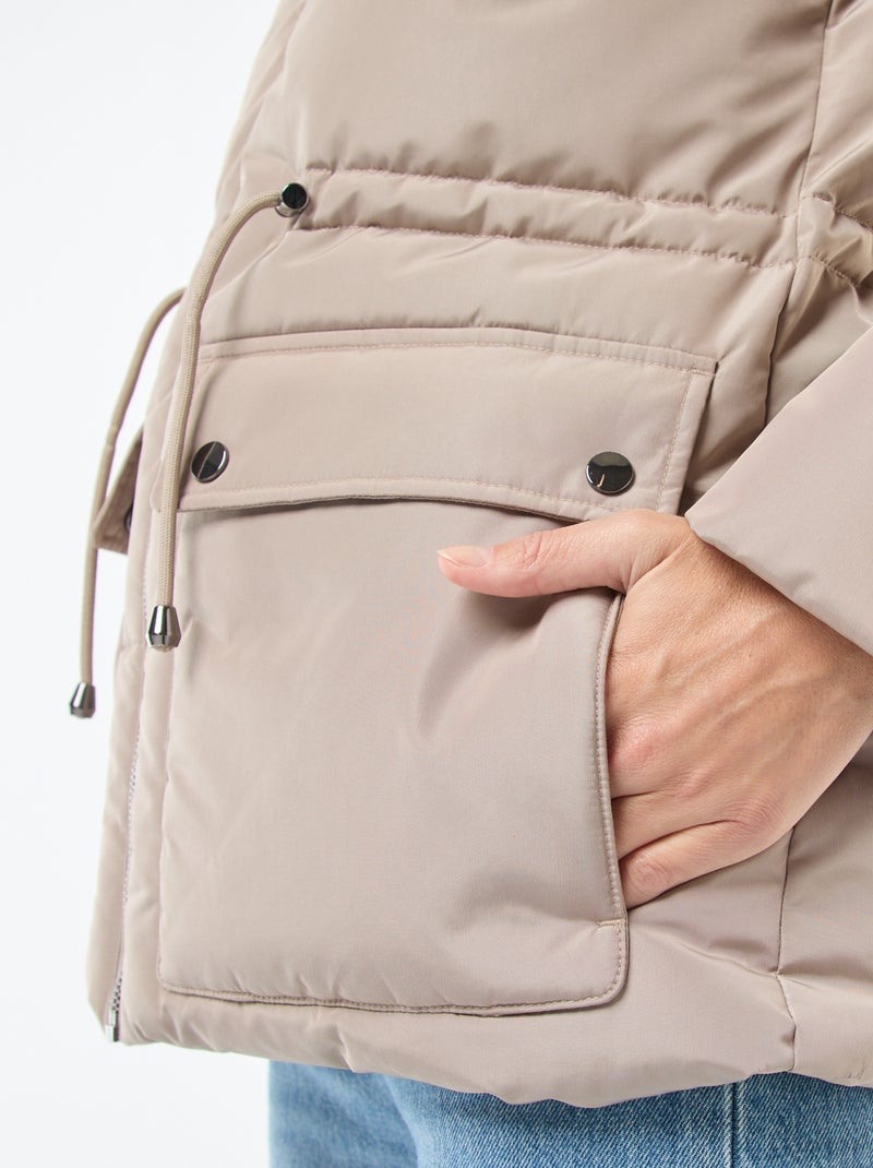 Anorak acolchado midi con capucha Beige - Kiabi