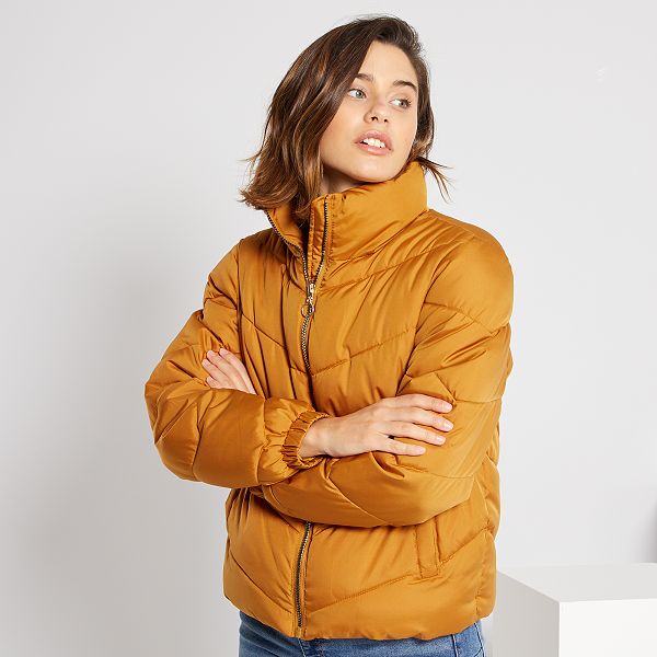 anorak amarillo mujer