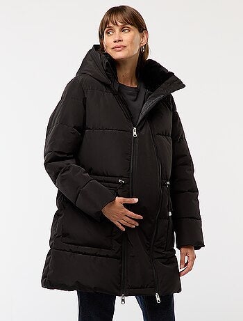 Anorak de maternidad con detalle para portear al bebé
