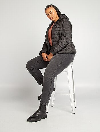 Anorak ligero con capucha