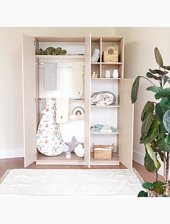 Armario infantil minimalista 3 puertas con almacenamiento abierto Elva Roba