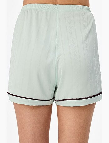 Aurora short de pijama satinado con flores penti