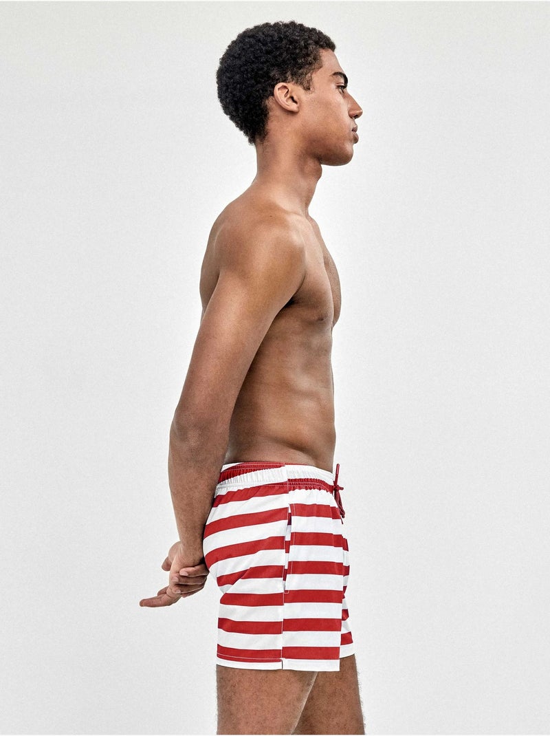 Ba?ador hombre estampado marinero Marr?n - Kiabi