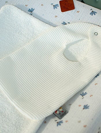 Babero de bebé de algodón de panal | SEVIRA KIDS