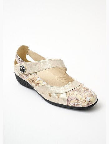 Bailarinas anchas de piel con tiras de velcro. - Afibel