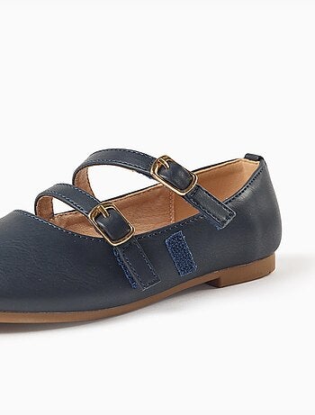 Bailarinas con tiras con hebilla decorativa