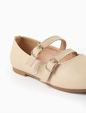 Bailarinas con tiras con hebilla decorativa