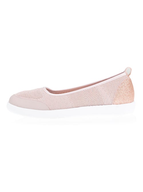 Bailarinas fácil de poner, suela con memoria de forma, cómoda y ligera isotoner - Kiabi Bailarinas fácil de poner, suela con memoria de forma, cómoda y ligera isotoner - Kiabi