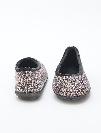 Bailarinas planas con estampado de leopardo