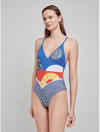 Bañador estampado cuello halter, sin aro y con tirantes regulables